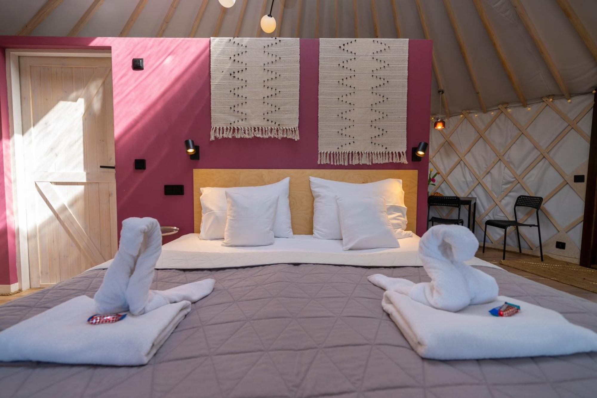 Dom W Domu - Izera Glamping Acomodação com café da manhã Gajowka  Exterior foto