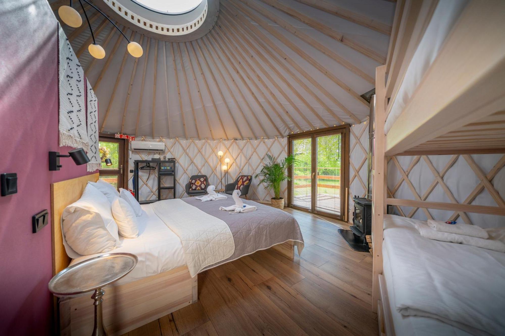 Dom W Domu - Izera Glamping Acomodação com café da manhã Gajowka  Quarto foto